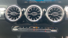 Mercedes-Benz GLB 200 AMG Line Premium 5dr 7G-Tronic Petrol Estate